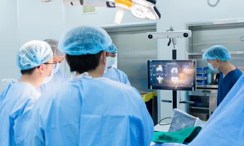 An Giang: Đưa robot thay khớp hiện đại hàng đầu thế giới đến Vinmec Phú Quốc