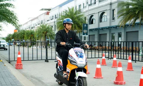 Phụ huynh và học sinh cùng chốt Flazz Max vì quá đẹp, quá mượt và quá tiết kiệm