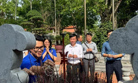 Chi bộ Ban Tổ chức - Kiểm tra, Cơ quan Ủy ban Trung ương MTTQ Việt Nam: Về nguồn tri ân, gắn kết và phát triển