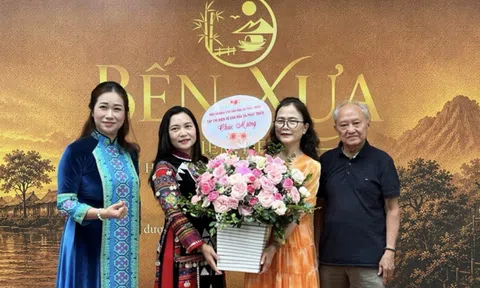 Bến Xưa nơi văn hóa được kể bằng ẩm thực và nghệ thuật