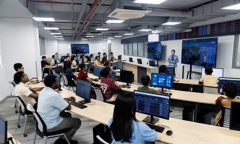 Trường tư hay trường công: Phụ huynh nên cân nhắc điều gì khi bỏ tiền đầu tư cho con học ?