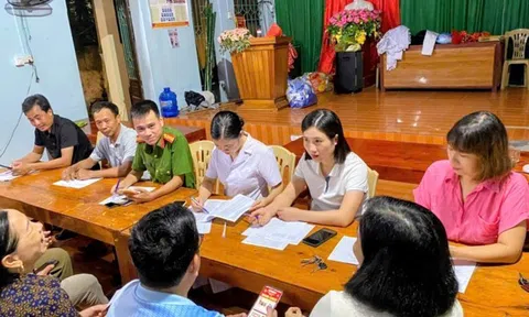 Thanh Hóa: Người dân thôn Hòa Bình đưa kỹ năng số vào đời sống