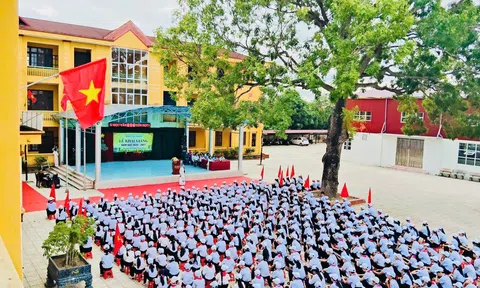Phát huy vai trò lãnh đạo của Đảng bộ Trường THCS Nhân Hà (Ninh Bình) tạo sức mạnh phát triển