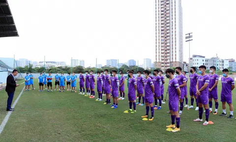 Chủ tịch nước Nguyễn Xuân Phúc kỳ vọng ĐT Việt Nam sẽ làm nên lịch sử