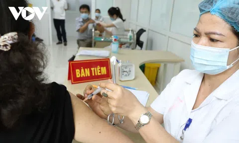 Sức khoẻ của 1.000 tình nguyện viên thử vaccine Nanocovax giai đoạn 3