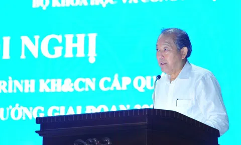 Nghiên cứu khoa học phải gắn với thực tiễn và đòi hỏi của cuộc sống