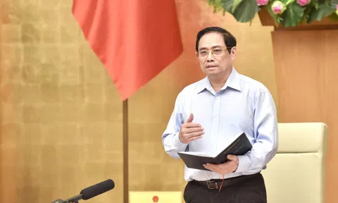 Thủ tướng chỉ đạo các giải pháp mạnh mẽ, quyết liệt, hiệu quả hơn để ngăn chặn, kiềm chế, đẩy lùi dịch bệnh