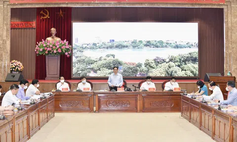 Thủ tướng Phạm Minh Chính: Hà Nội phải ưu tiên số 1 cho phòng chống dịch an toàn, hiệu quả