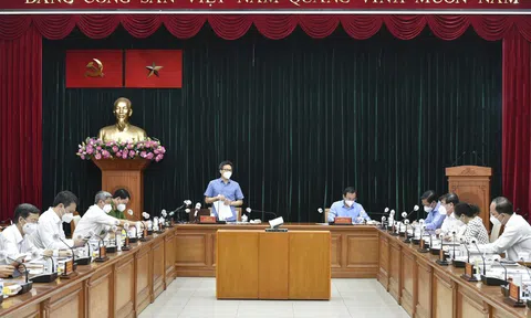 Nỗ lực, quyết liệt hơn nữa, từng bước kiểm soát dịch bệnh ở TPHCM