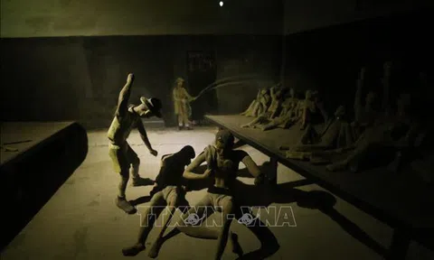 Hà Nội: Tri ân các chiến sỹ yêu nước tại Nhà tù Hỏa Lò