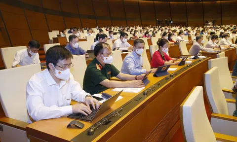 Phấn đấu tốc độ tăng trưởng GDP bình quân 5 năm (2021-2025) khoảng 6,5-7%