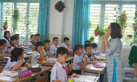 Từ hôm nay (1/8), áp dụng quy định mới về chế độ phụ cấp thâm niên nhà giáo