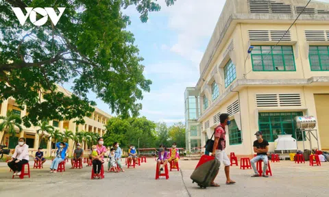 Ngày tháng khó quên của những người được đón về quê do dịch Covid-19