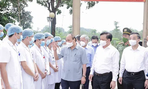 Chủ tịch nước biểu dương nhân dân Hà Nội hy sinh quyền lợi riêng để chống dịch Covid-19