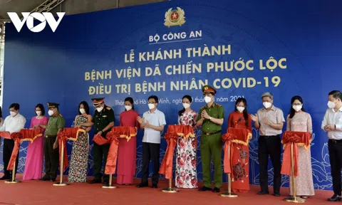 Khánh thành bệnh viện dã chiến quy mô 300 giường được xây dựng thần tốc trong 7 ngày tại TPHCM