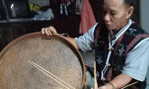 Quảng Nam: Người Cơ Tu khôi phục làng nghề truyền thống đan lát