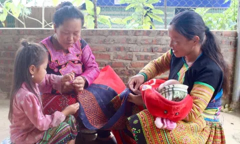 Gìn giữ nghề se lanh, dệt vải nơi rẻo cao Sơn La