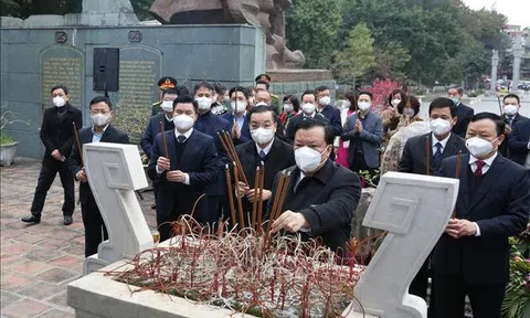 Hà Nội dâng hương tưởng nhớ Hoàng đế Quang Trung