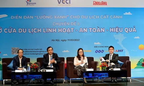 “Luồng xanh” cho du lịch cất cánh