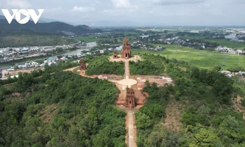 Bình Định thu hồi văn bản truy tìm cán bộ bảo tàng cung cấp hình ảnh tu bổ tháp Bánh Ít