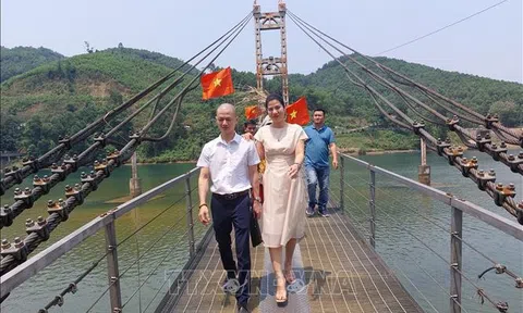 Hà Nội liên kết phát triển du lịch đặc trưng với Thanh Hóa