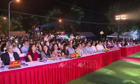 Thanh Hóa: Lễ hội Tình yêu - Hòn Trống Mái mở đầu mùa du lịch biển Sầm Sơn năm 2022