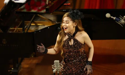 Tài năng opera Hương Ly tốt nghiệp cao học đạt điểm tuyệt đối