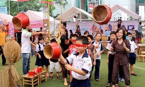 Làng Văn hóa - Du lịch các dân tộc Việt Nam: 'Tuổi thơ với ngày hè'