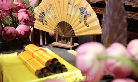 Hà Nội: Tái hiện nghi lễ ban quạt dịp Tết Đoan Ngọ tại Hoàng thành Thăng Long