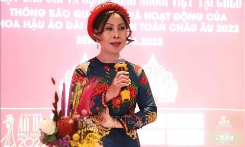Tôn vinh hình ảnh người phụ nữ và quảng bá tà áo dài Việt Nam tại châu Âu