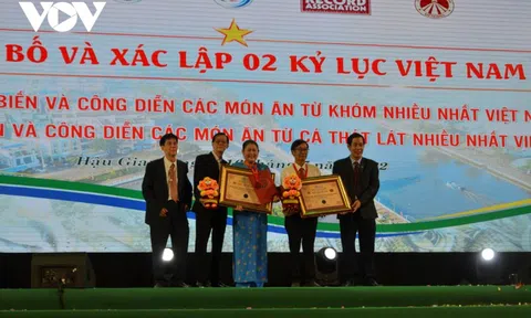 Hậu Giang: Xác lập kỷ lục về chế biến và công diễn các món ăn từ cá thác lác và khóm