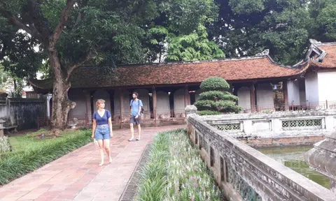 Du khách quốc tế đến Việt Nam tăng nhưng tốc độ không đồng đều