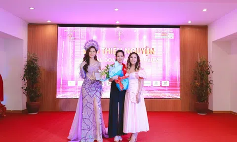 Đấu giá làm từ thiện: Doanh nhân Thái Thị Quý Hương mạnh tay quyên góp 212 triệu đồng cho vật phẩm đặc biệt