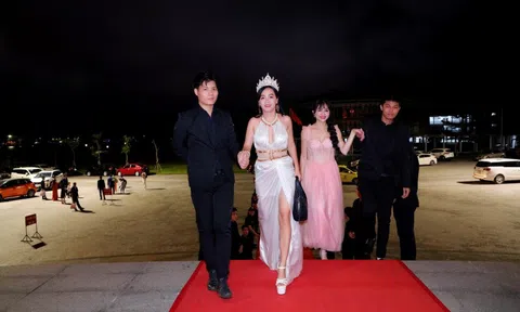 Á hoàng Lâm Thị Minh Tâm ngồi ghế ban cố vấn tại Hoa hậu Doanh nhân Châu Á Việt Nam 2022