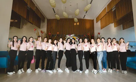 Dàn thí sinh Hoa hậu Doanh nhân Việt Nam 2023 viếng thăm chùa Linh Ứng - địa điểm du lịch nổi tiếng tại Đà Nẵng