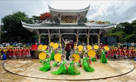 An Giang: Miếu Bà Chúa Xứ núi Sam được công nhận là điểm đến du lịch văn hóa tâm linh tiêu biểu Châu Á – Thái Bình Dương