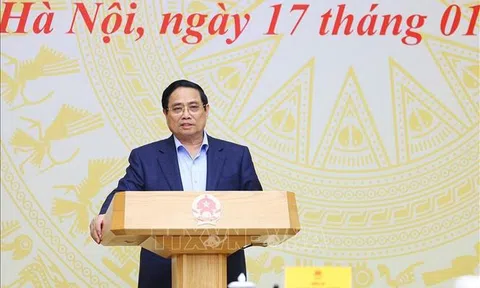 Thủ tướng: Xây dựng pháp luật, rà soát, tháo gỡ các khó khăn, vướng mắc, “điểm nghẽn” về thể chế