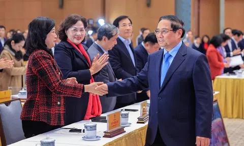 Thủ tướng: Số hóa tạo đà – Xanh hóa lan tỏa – Doanh nghiệp bứt phá – Đất nước vươn xa