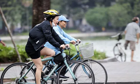 Ngày 1/3: Bắc Bộ sáng sớm có sương mù, chiều hửng nắng, nhiều nơi đề phòng dông lốc