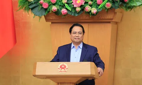 Thủ tướng: Xây dựng các kịch bản điều hành phù hợp tình hình mới, kiên định mục tiêu tăng trưởng từ 10% trở lên