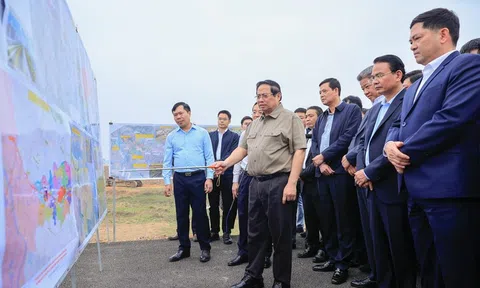 Thủ tướng: Phát triển kinh tế hàng không, khu thương mại tự do thế hệ mới tại sân bay Gia Bình