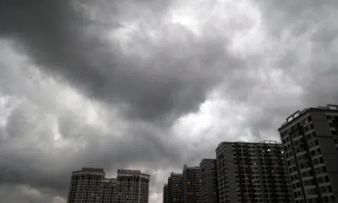 Này 4/4: Mưa dông cục bộ ở Đông Bắc Bộ, nắng nóng gia tăng trên diện rộng