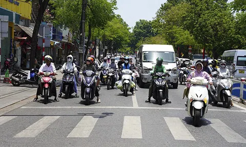 Ngày 13/4: Đông Bắc Bộ mưa dông chiều tối, Trung Bộ nắng nóng đặc biệt gay gắt