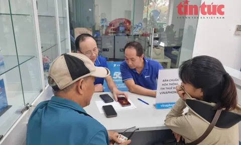 Tránh rủi ro khóa SIM, người dùng chủ động chuyển nhượng hợp đồng thuê bao chính chủ khá đông