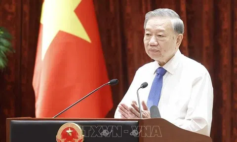 Tổng Bí thư, Chủ tịch nước Tô Lâm tiếp các già làng, trưởng bản, nghệ nhân, người có uy tín tiêu biểu toàn quốc