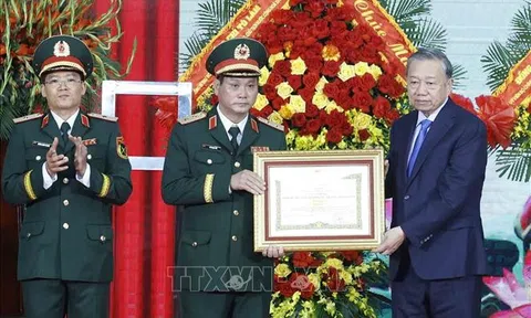 Tổng Bí thư, Chủ tịch nước Tô Lâm: Quân khu 5 phải phát huy vai trò nòng cốt trong xây dựng nền quốc phòng toàn dân