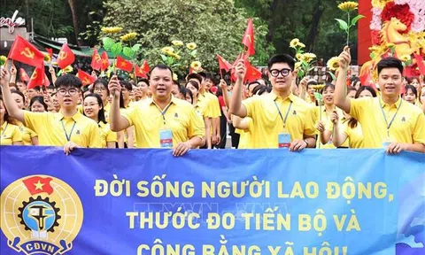 Đối thoại, thương lượng tập thể, các cấp công đoàn góp phần xây dựng quan hệ lao động hài hòa, ổn định, phát triển bền vững.