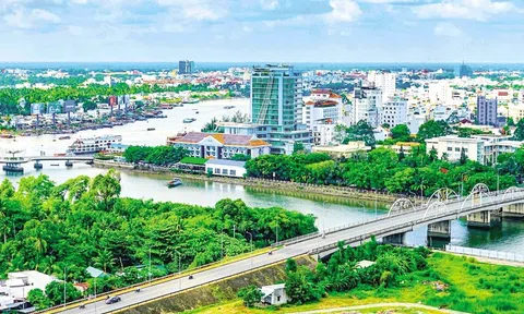 Thủ tướng Lê Minh Hưng: Cần Thơ cần đổi mới mạnh mẽ tư duy, quyết tâm, nỗ lực cao hơn rất nhiều để bứt phá