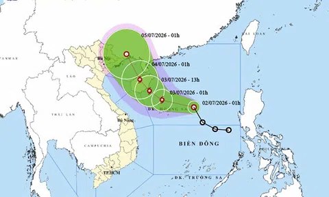 Ngày 2/7: Áp thấp nhiệt đới trên Biển Đông có khả năng mạnh lên thành bão