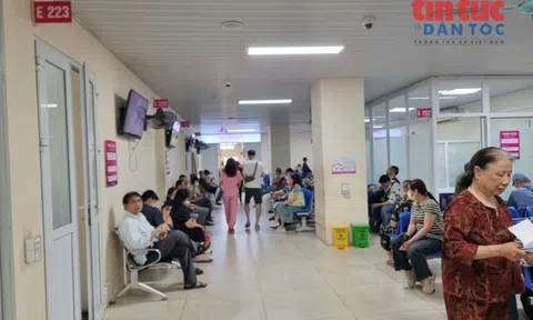 Đi khám bệnh trái tuyến từ tháng 7, mức hưởng BHYT là bao nhiêu ?